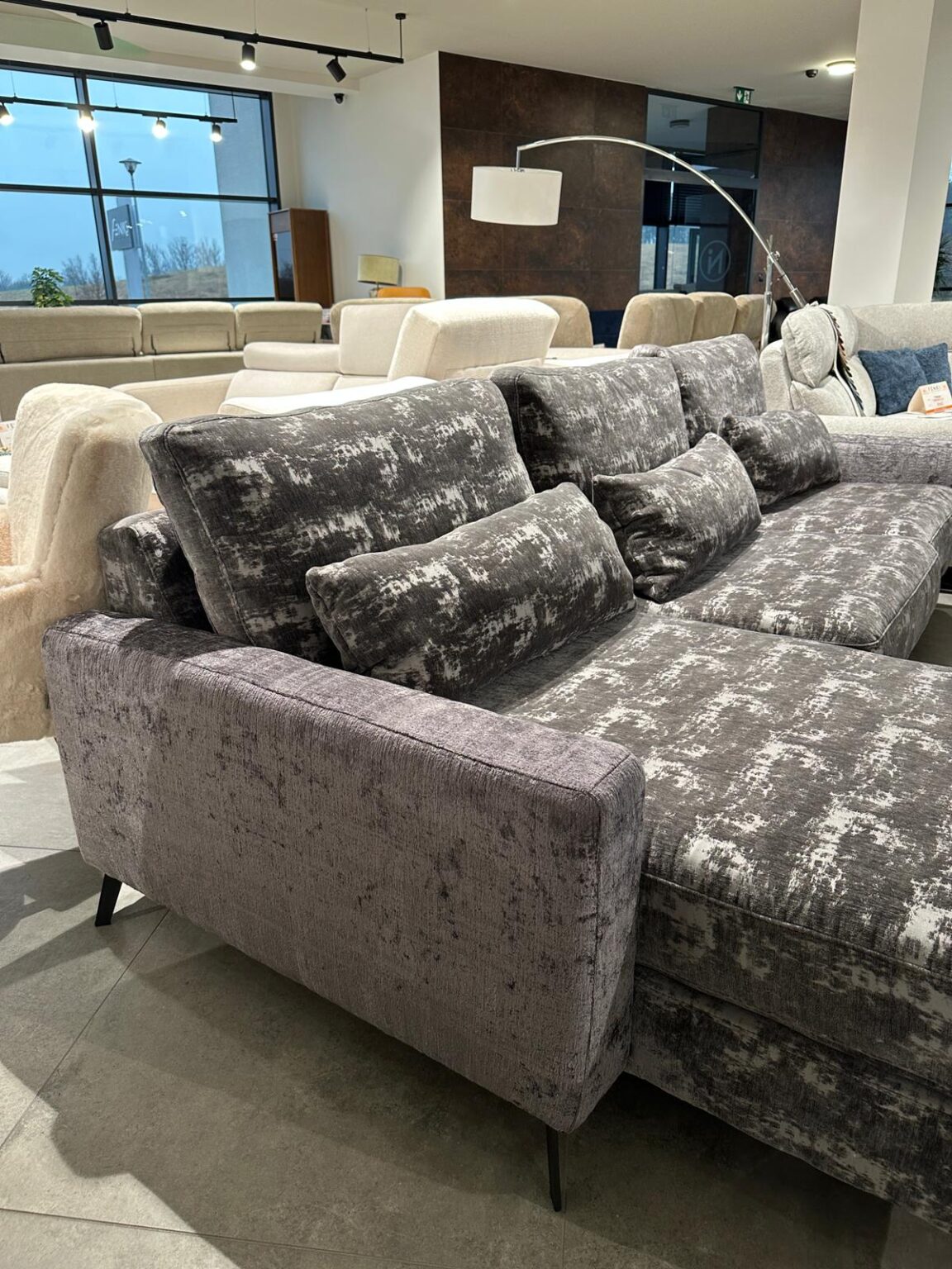 WhatsApp Image 2025-11-26 at 14.20.09 (4)