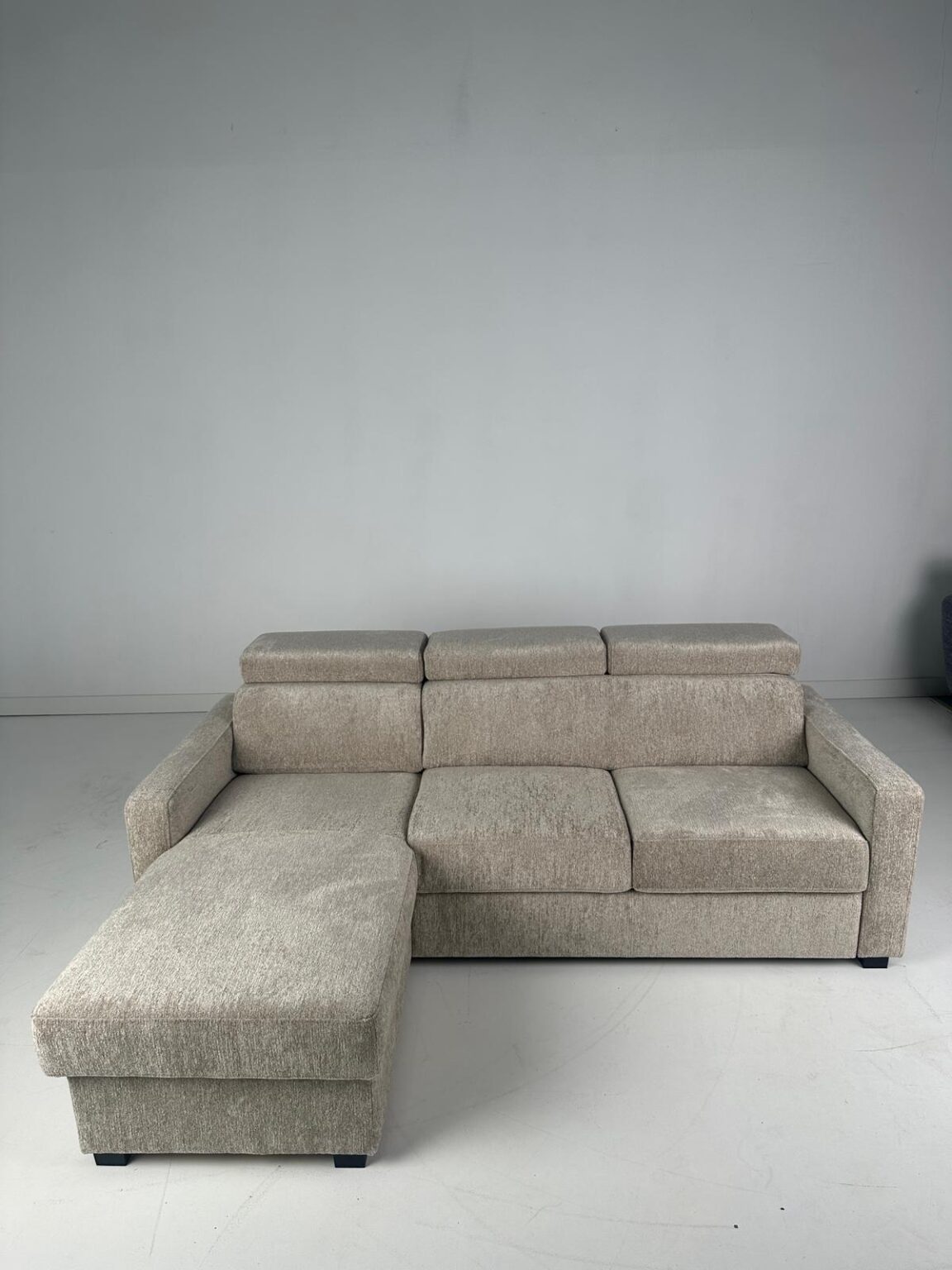 WhatsApp Image 2025-12-16 at 12.39.48 (1)