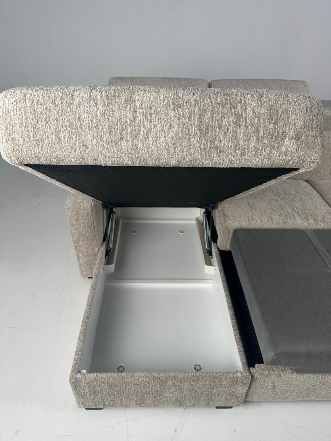 WhatsApp Image 2025-12-16 at 12.39.51