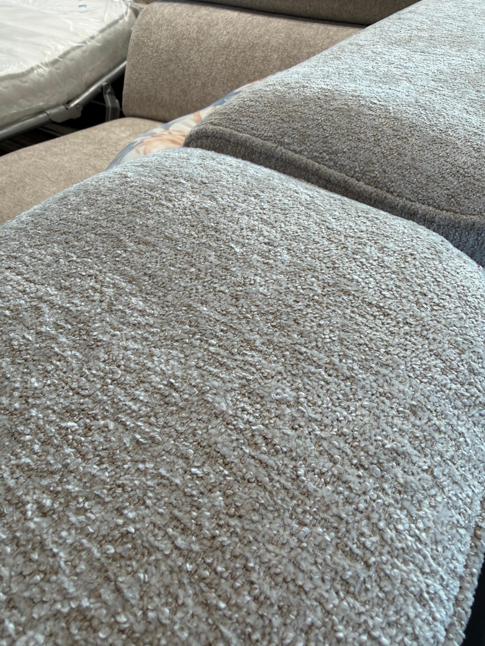 Narożnik Bergamo – funkcja włoska- 140×196 – Outlet