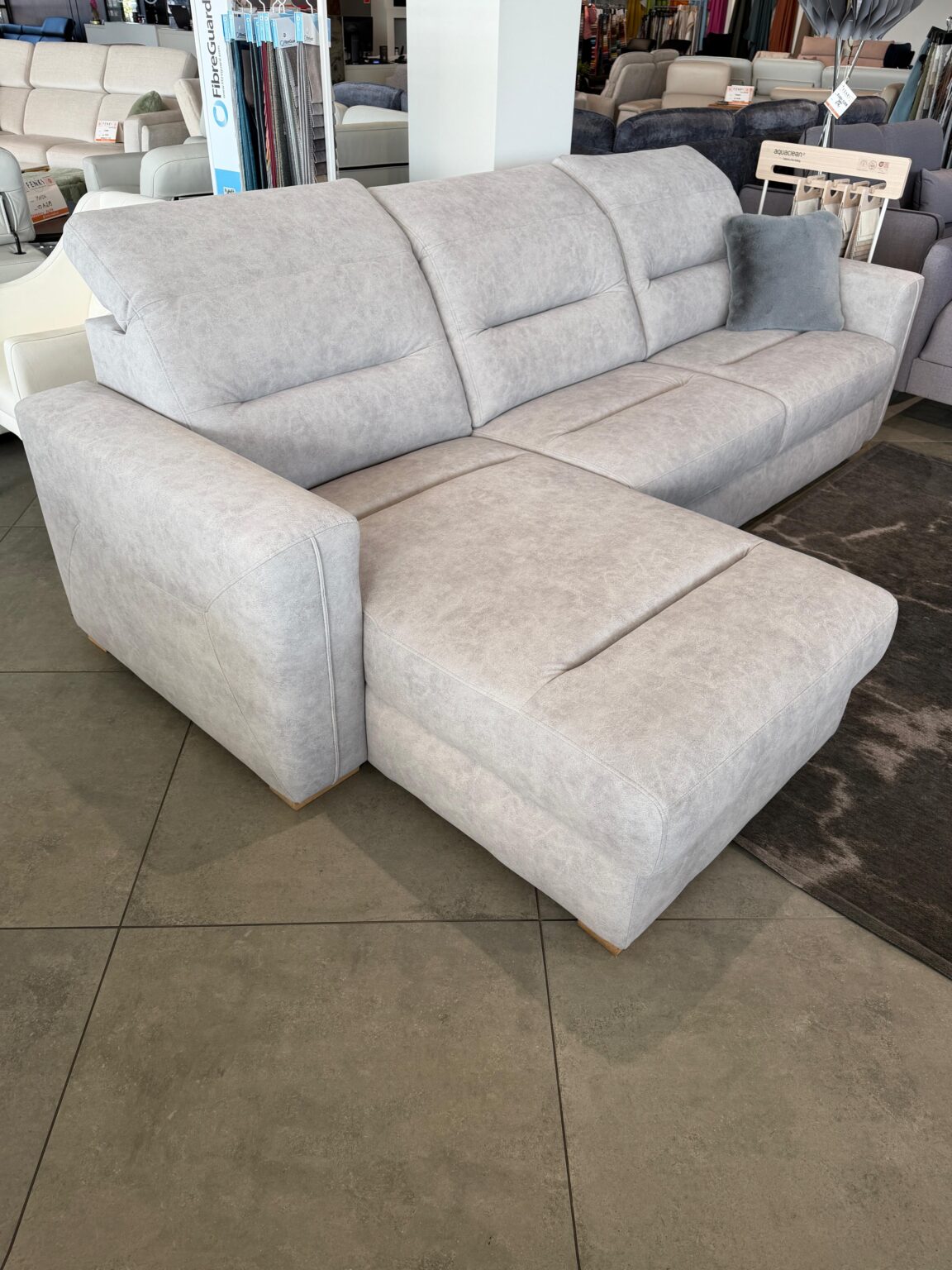 outlet_excellence (8)